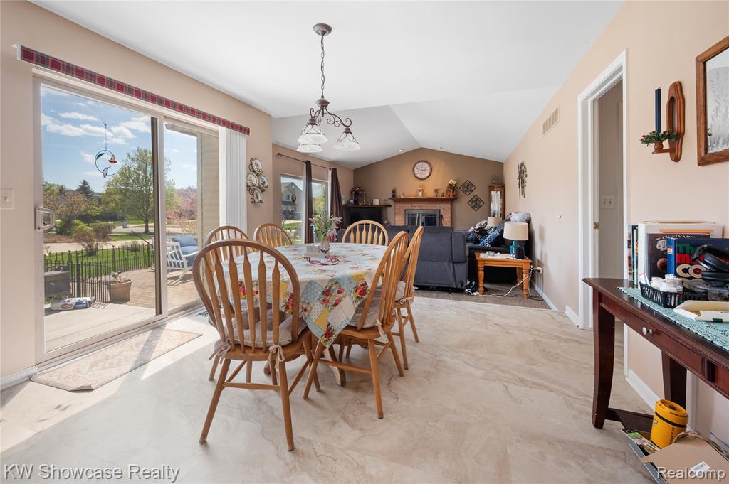 58767 Hunters Court, South Lyon, MI 48178 — Photo 10