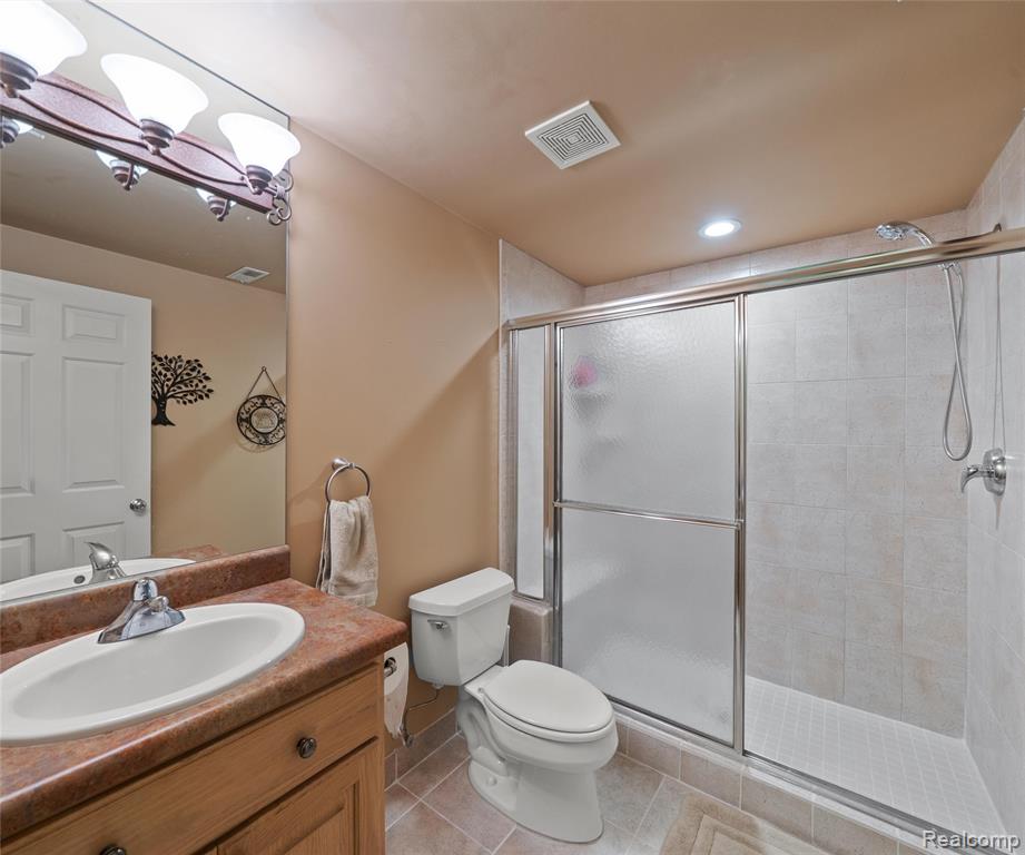 17747 PARKSHORE Drive, Northville, MI 48168 — Photo 71
