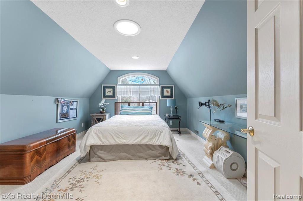9283 FIRWOOD Road, South Lyon, MI 48178 — Photo 20