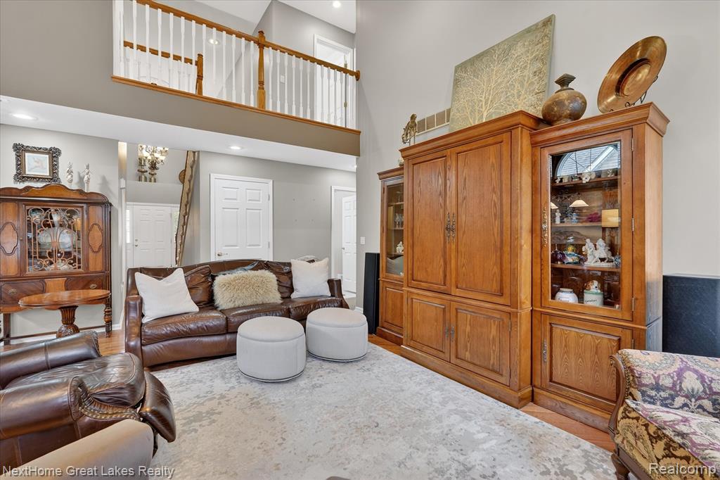 6152 Natures Cove, Grand Blanc, MI 48439 — Photo 8