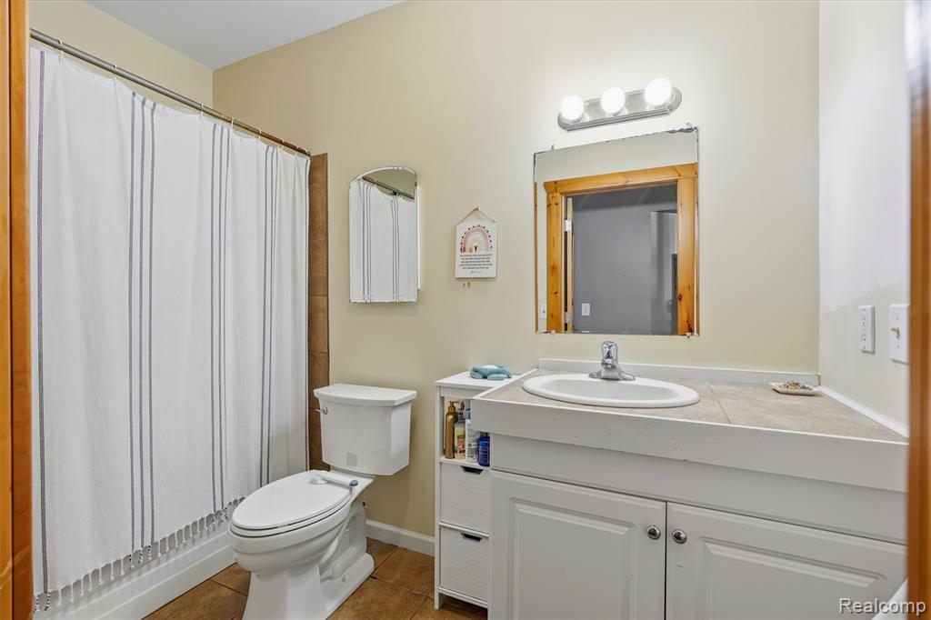 4216 Nicholson Road, Fowlerville, MI 48836 — Photo 36
