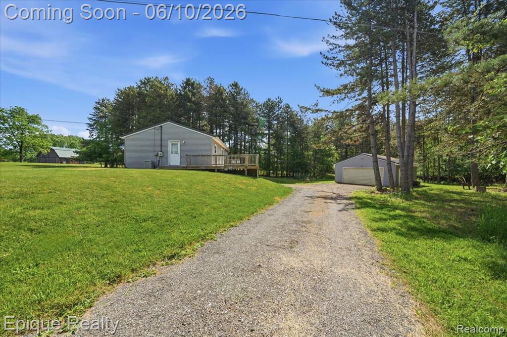 12272 E Mount Morris Road, Davison, MI 48423 — Photo 32