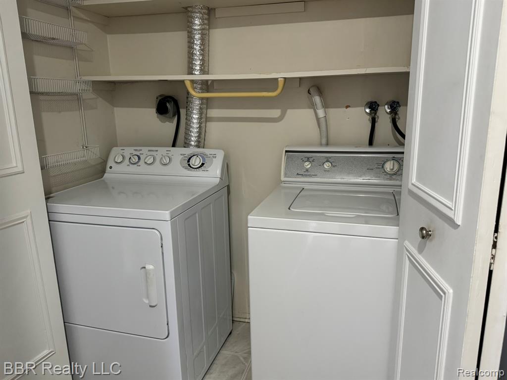 8337 Colony Drive, 4, Grosse Ile, MI 48138 — Photo 8
