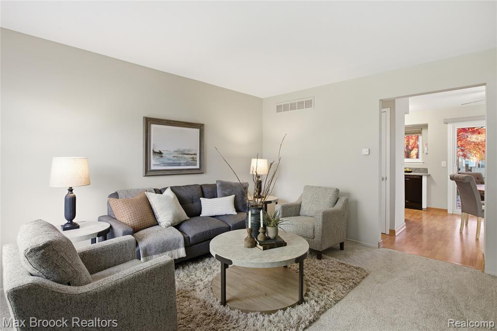 2846 Bombridge Court, Ann Arbor, MI 48104 — Photo 3