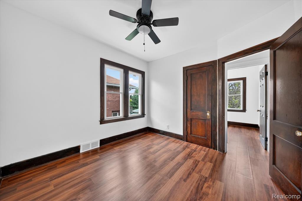 368 Piper Boulevard, Detroit, MI 48215 — Photo 37