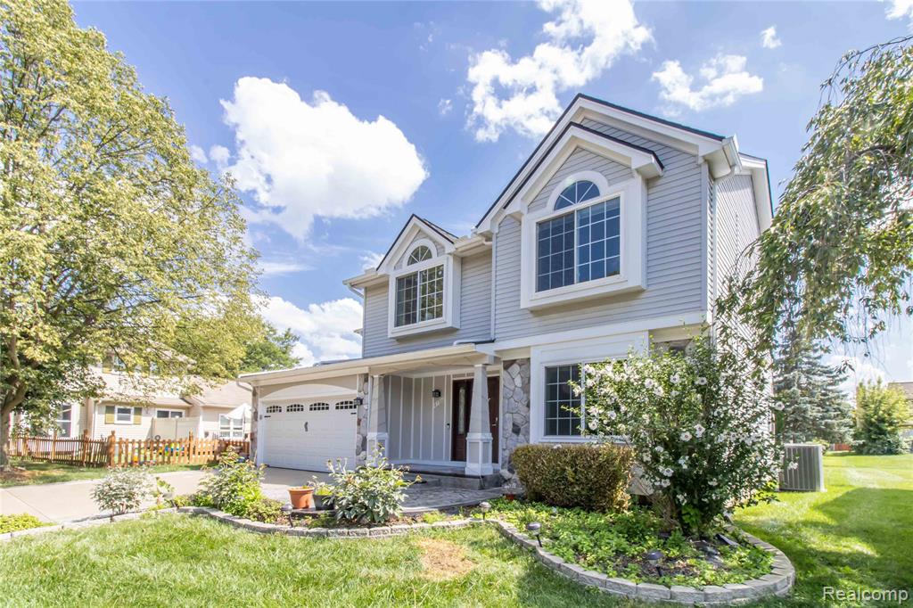 47302 Butler Lane, Novi, MI — Photo 2