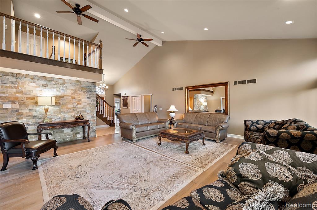 17840 Christine Boulevard N, Clinton Twp, MI 48038 — Photo 37
