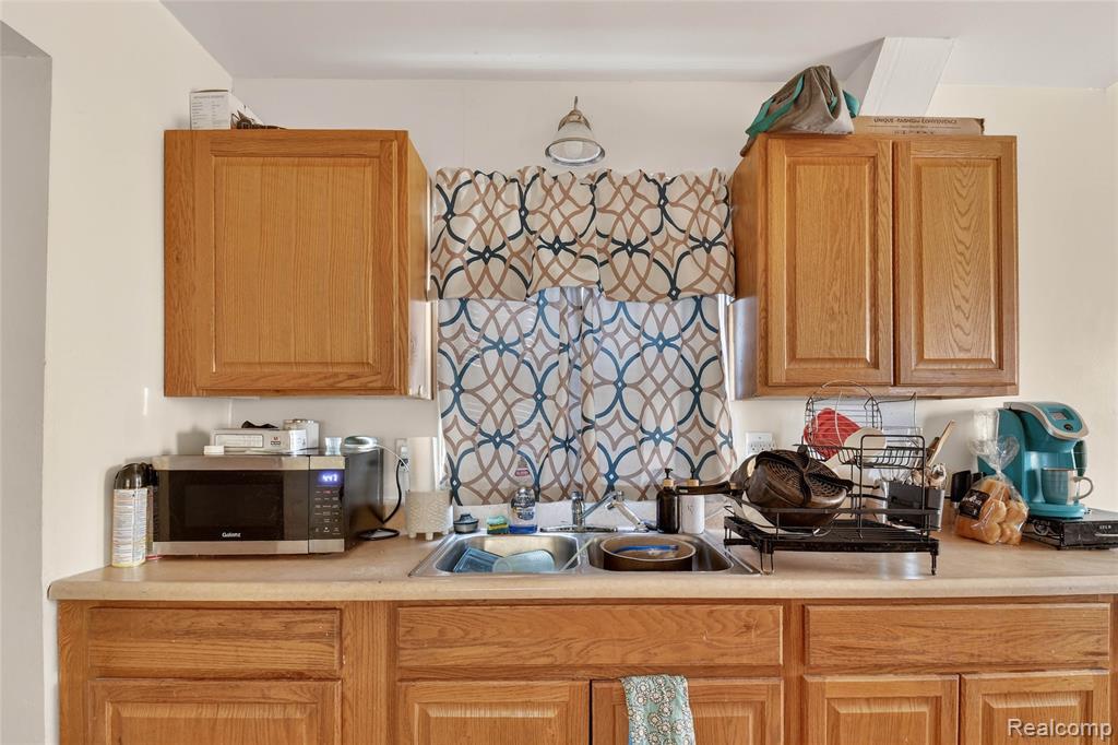 7296 Dacosta, Redford, MI 48239 — Photo 14