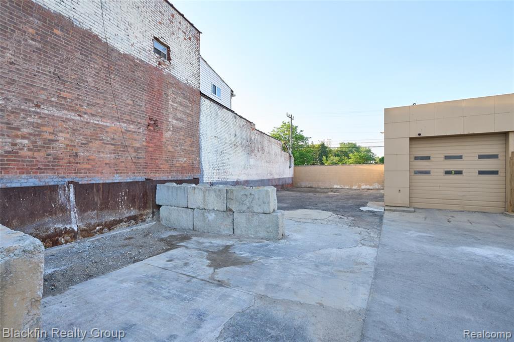 15410 Harper Avenue, Detroit, MI 48224 — Photo 13