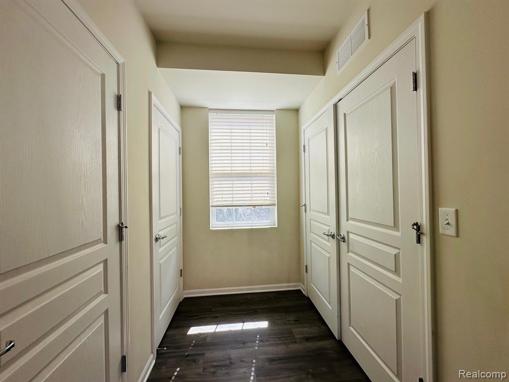44685 Ellery Lane, Novi, MI — Photo 23