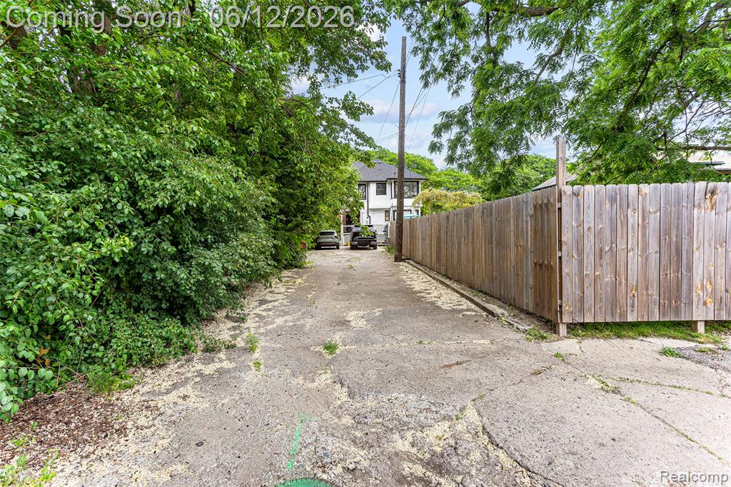 7641 La Salle Boulevard, Detroit, MI 48206 — Photo 61