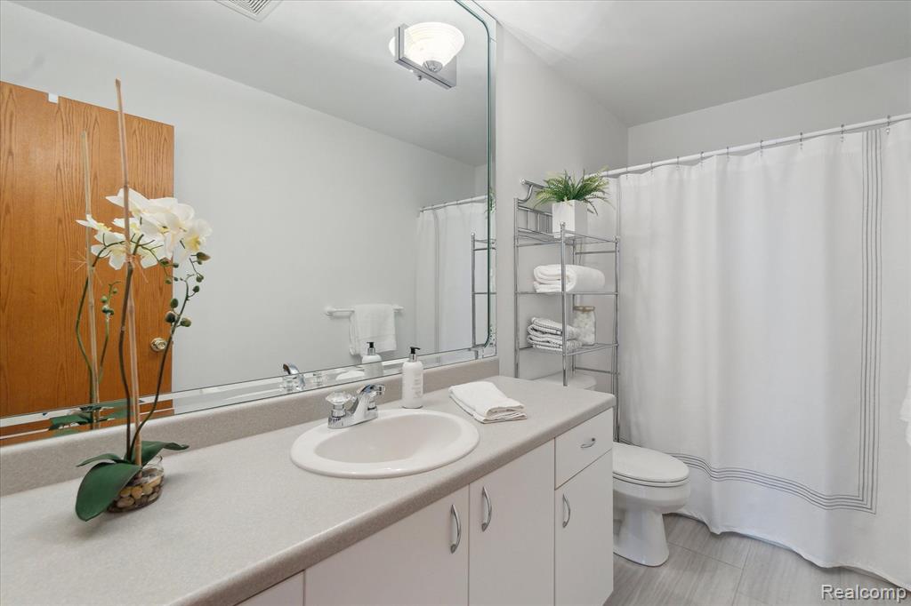5074 CLARKSTON Road, Clarkston, MI 48348 — Photo 28