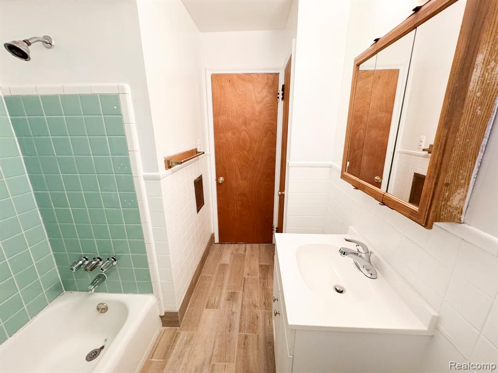 4227 Eastlawn Avenue, Wayne, MI 48184 — Photo 12