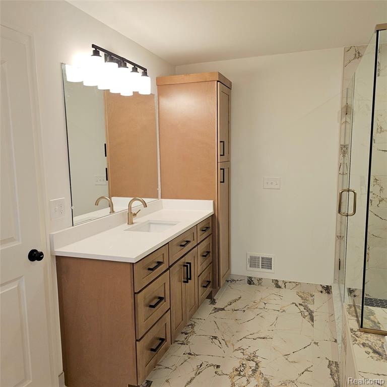 50829 Mistwood Drive, Macomb, MI 48042 — Photo 27