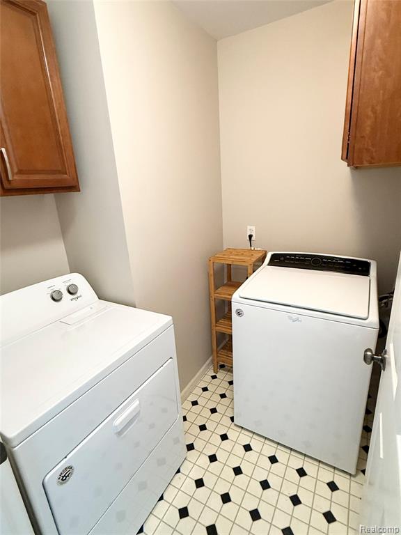 41271 N Maplewood Drive, Canton, MI 48187 — Photo 27