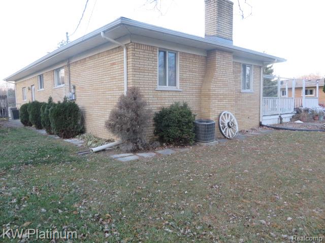 49400 Callens Road, Chesterfield, MI 48047 — Photo 3