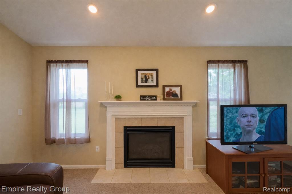 12330 Hickory E, Utica, MI 48315 — Photo 7
