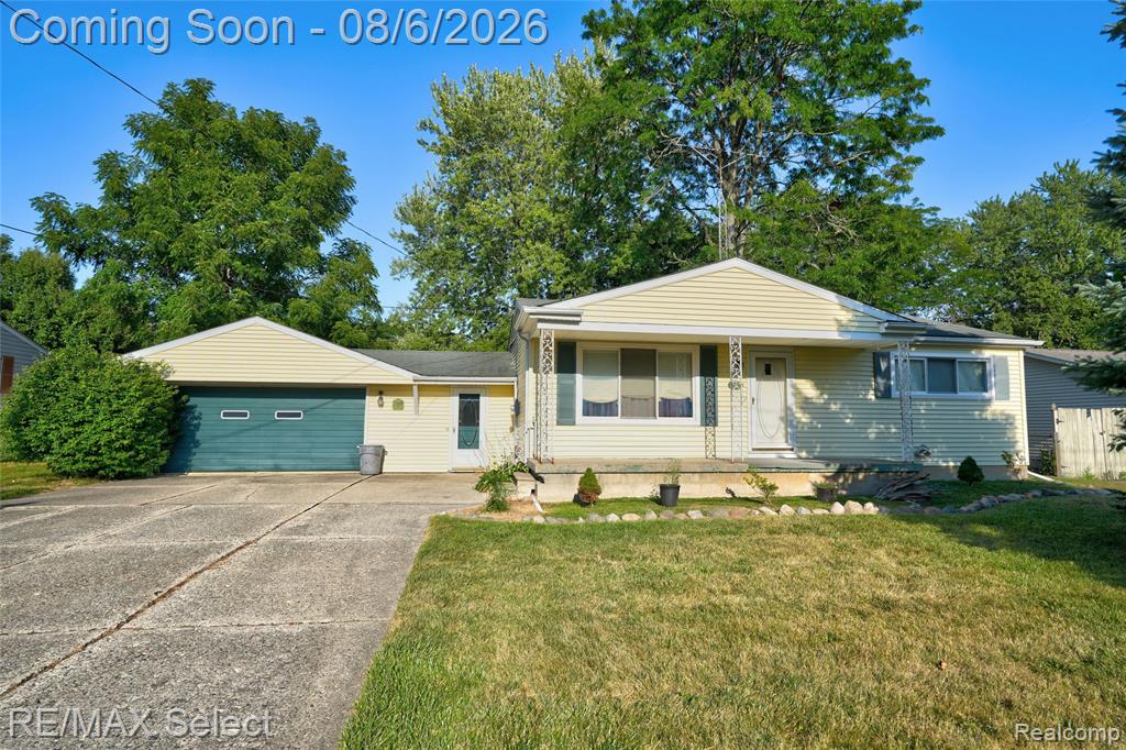 4367 Ashlawn Drive, Flint, MI 48507