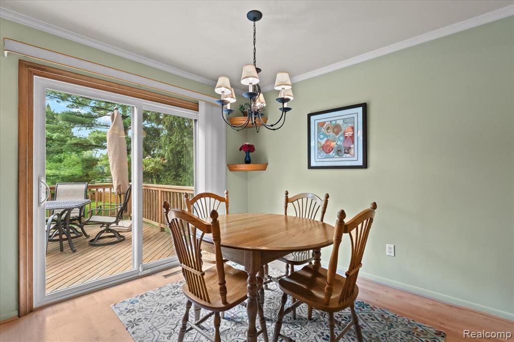 5375 Prentis Road, Waterford, MI 48327 — Photo 10