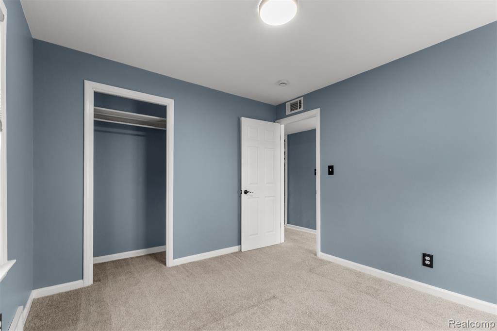 4976 Weddell Street, Dearborn Heights, MI 48125 — Photo 23