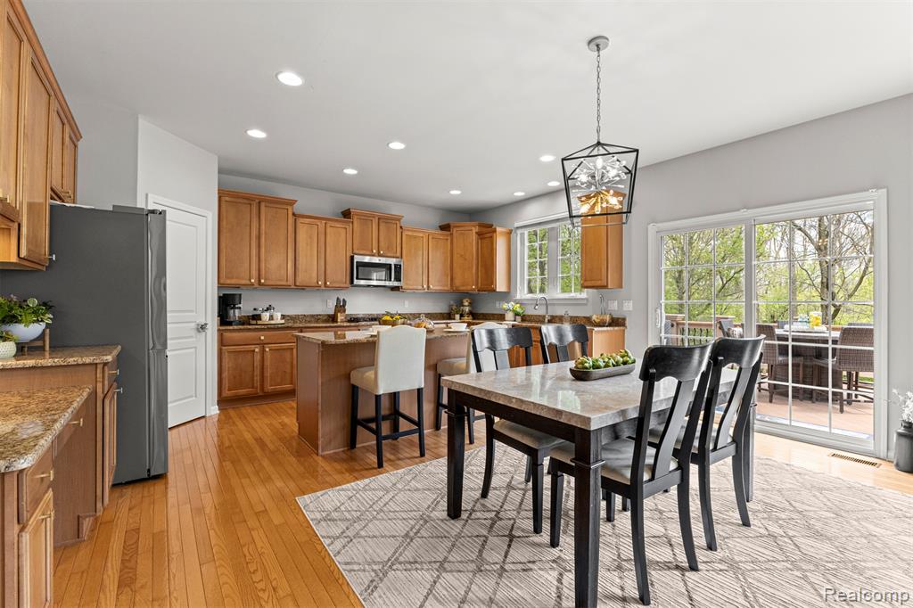 16784 Yellowstone Drive, Northville, MI 48168 — Photo 30