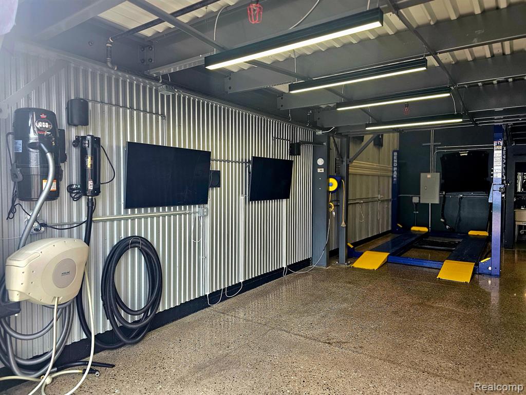 48 PIT Lane, Pontiac, MI 48341 — Photo 12
