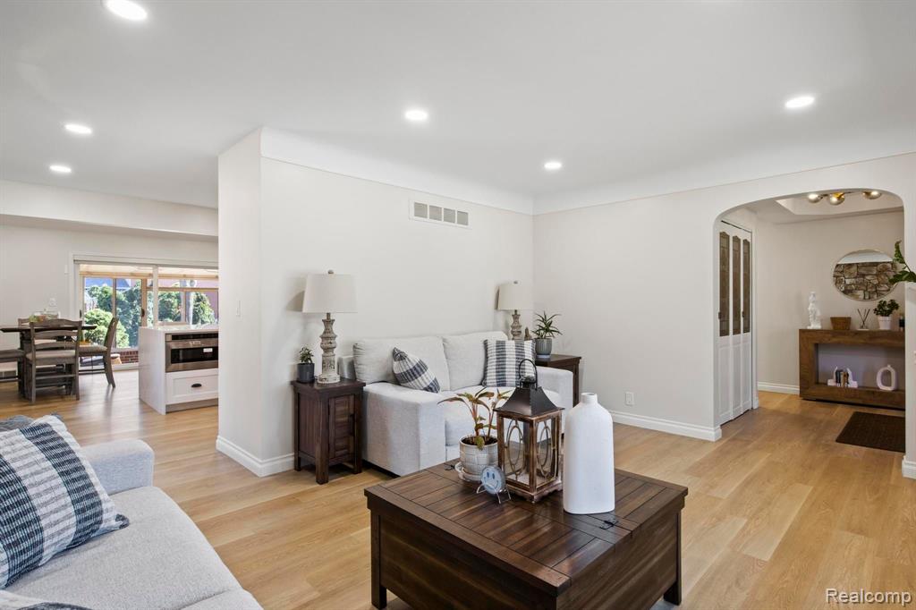 39 SNOW, Dearborn, MI 48124 — Photo 10
