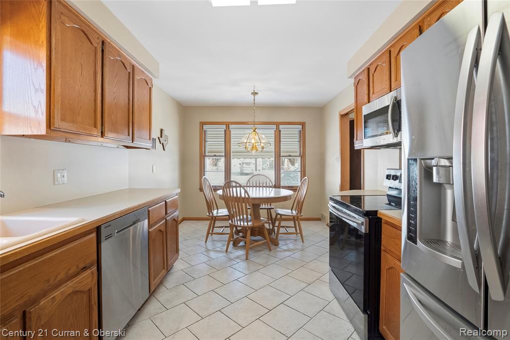 7517 Horger Street, Dearborn, MI 48126 — Photo 6