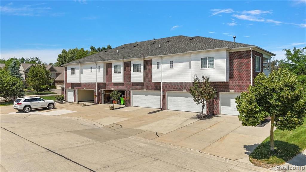 6713 Boulder Pointe Drive, Washington, MI — Photo 58