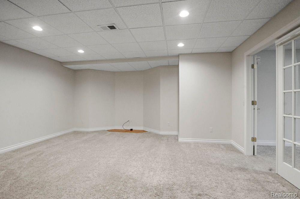 71 BURNIAH Lane, Lake Orion, MI 48362 — Photo 36
