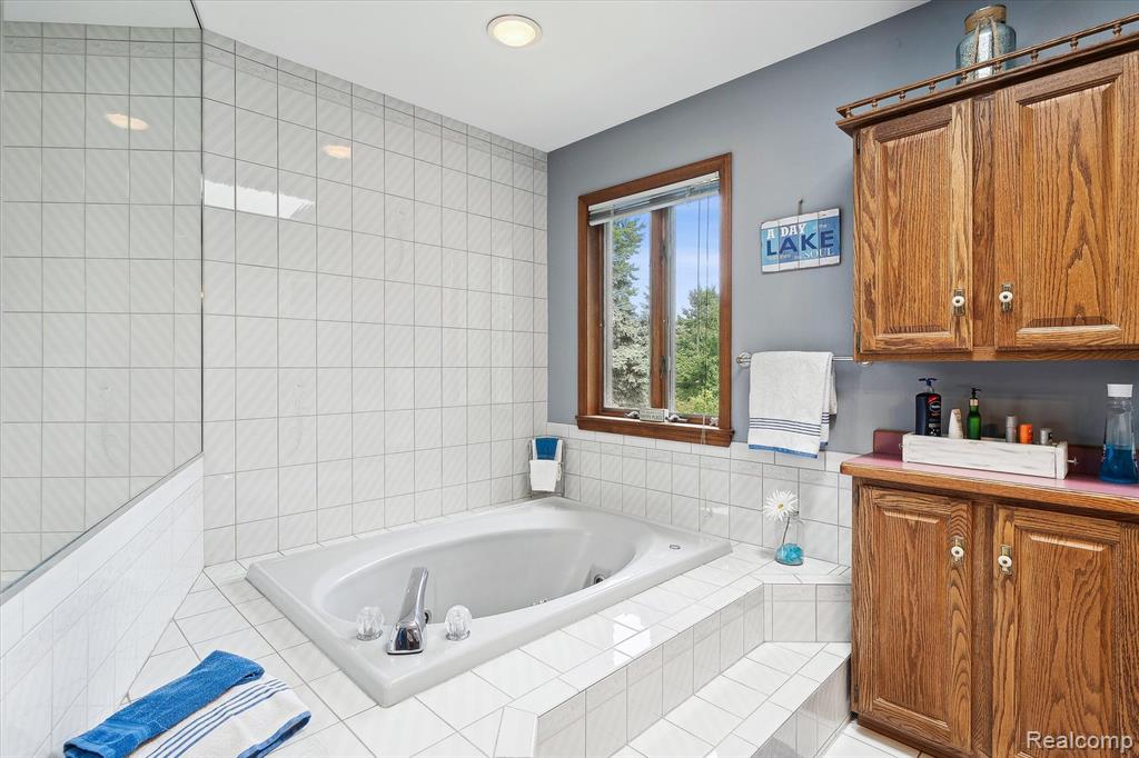 7865 KATIE Drive, Almont, MI 48003 — Photo 20