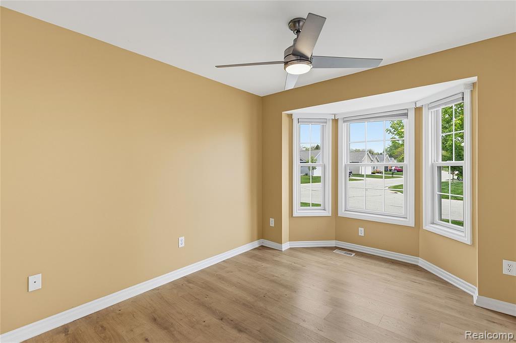1171 Creekside Court, Burton, MI 48509 — Photo 18