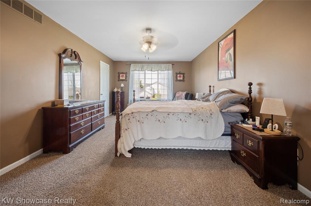 58767 Hunters Court, South Lyon, MI 48178 — Photo 22