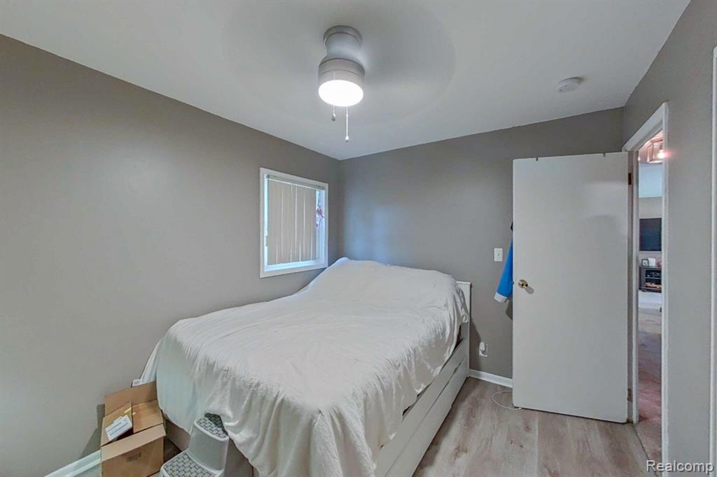 631 NORCHESTER Street, South Lyon, MI 48178 — Photo 17
