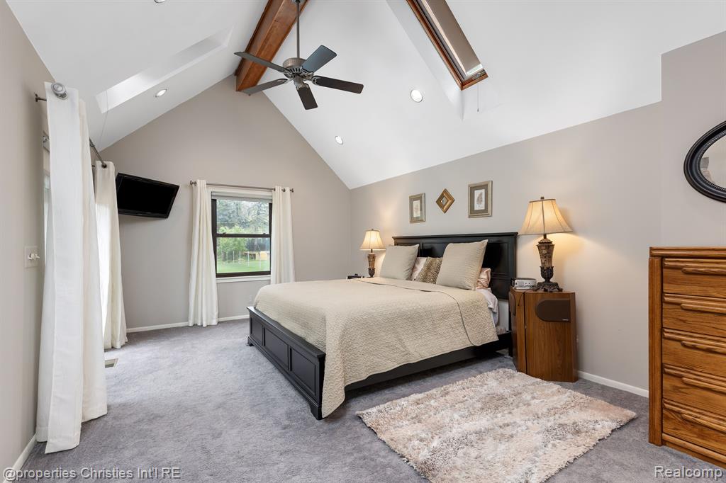 708 MOUNT VERNON Boulevard, Royal Oak, MI 48073 — Photo 18