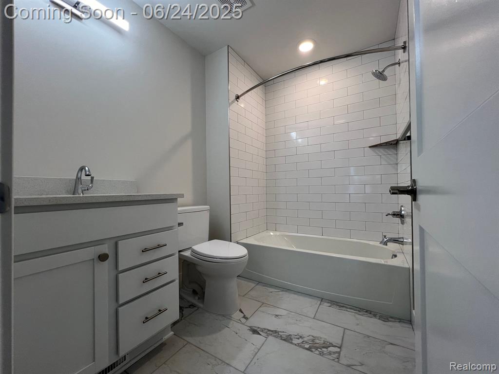 397 E BRECKENRIDGE UNIT 103 Street, Ferndale, MI 48220 — Photo 9