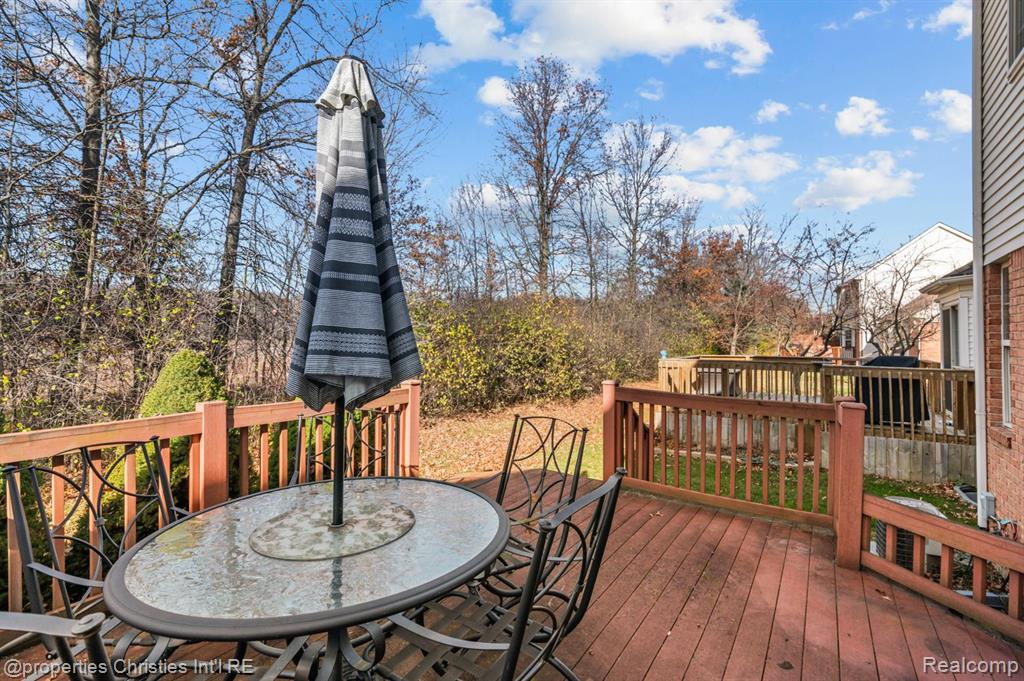 8780 IRONWOOD Drive, Van Buren, MI 48111 — Photo 27