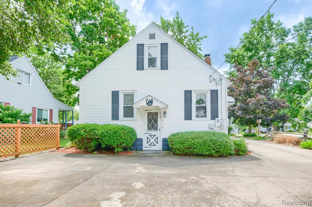 213 Morrell Street, Yale, MI 48097 — Photo 4