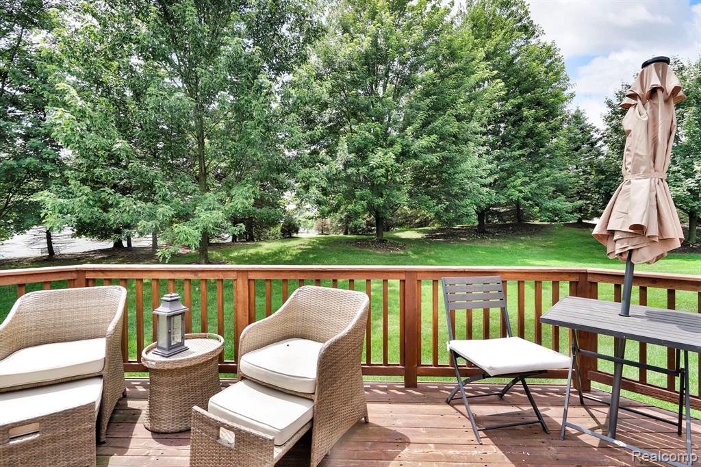 1128 Andover Circle, Commerce Twp, MI 48390 — Photo 21