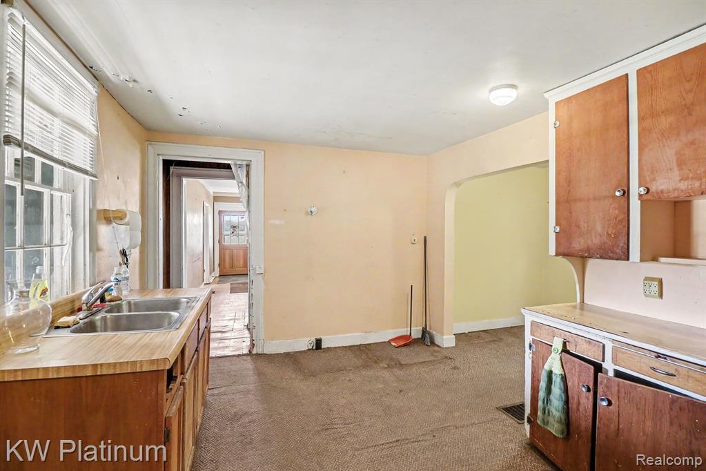 5918 Jeddo Road, MI 48032 — Photo 11