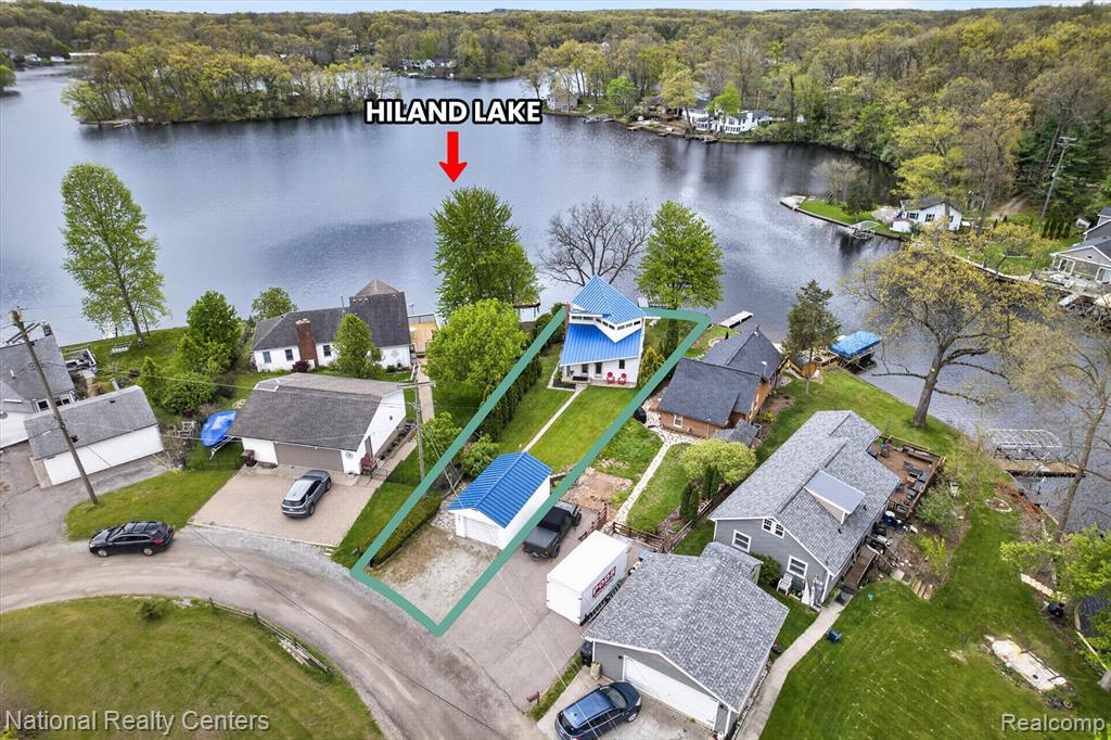 11505 Sunset Boulevard, Pinckney, MI 48169 — Photo 4