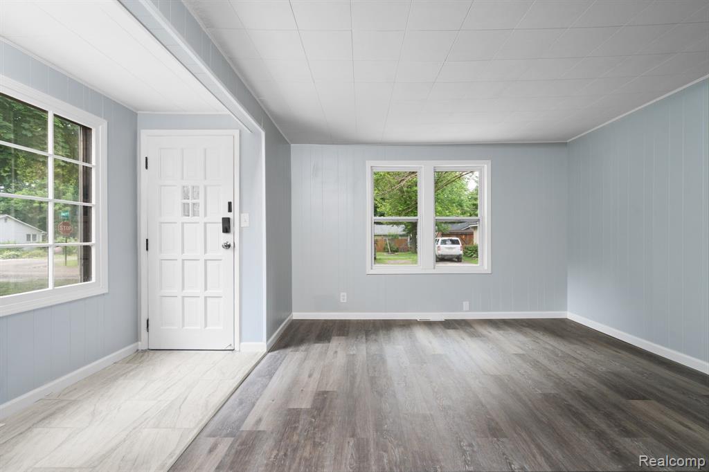 9110 Jay Street, Whitmore Lake, MI 48189 — Photo 6