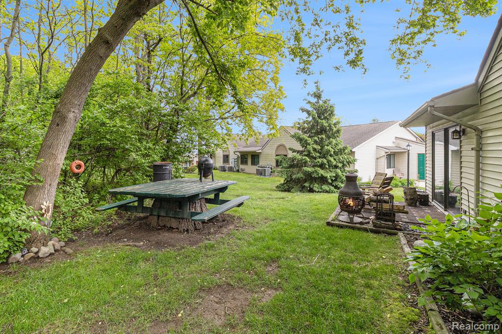 313 Spring Brooke Drive, Brighton, MI 48116 — Photo 25
