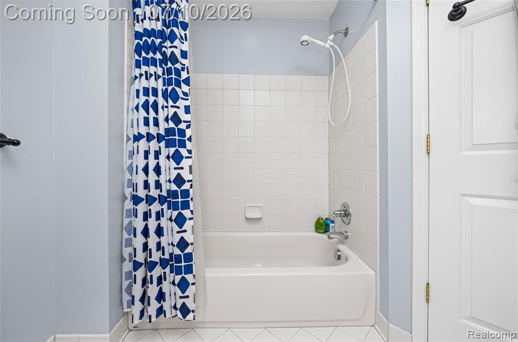 44493 Broadmoor Boulevard, Northville, MI 48168 — Photo 59