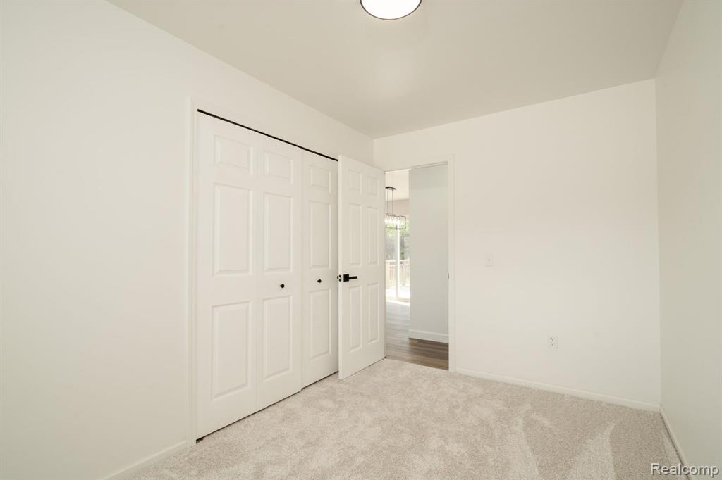 3353 Augusta Street, Flint, MI 48532 — Photo 18