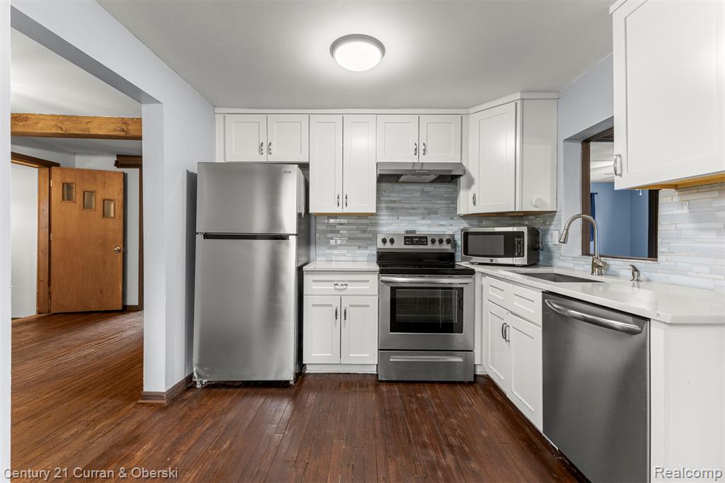 977 Boston Avenue, Waterford, MI 48328 — Photo 5