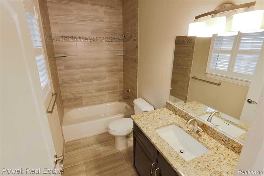 423 Verona Drive, Rochester Hills, MI 48307 — Photo 27