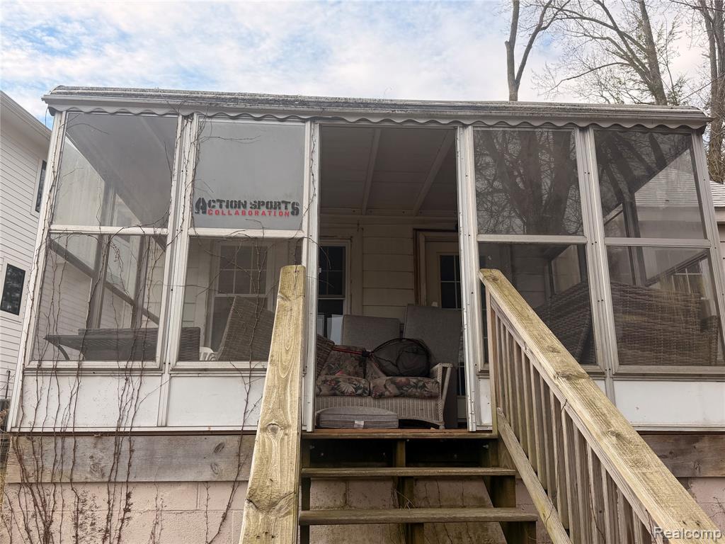 6912 Colony Drive, West Bloomfield, MI 48323 — Photo 13