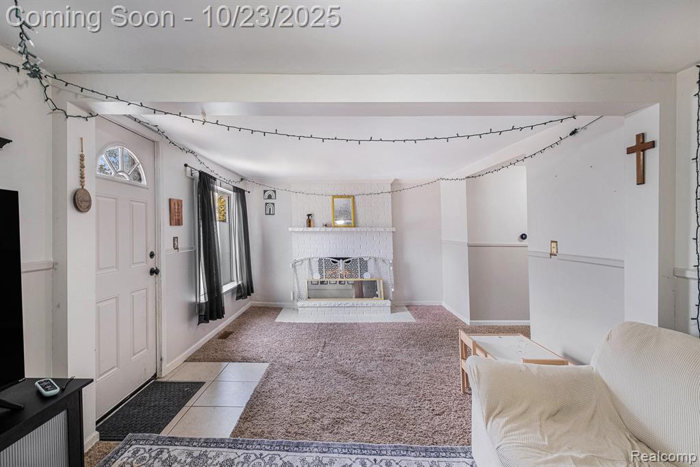 845 N East Street, Fenton, MI 48430 — Photo 4