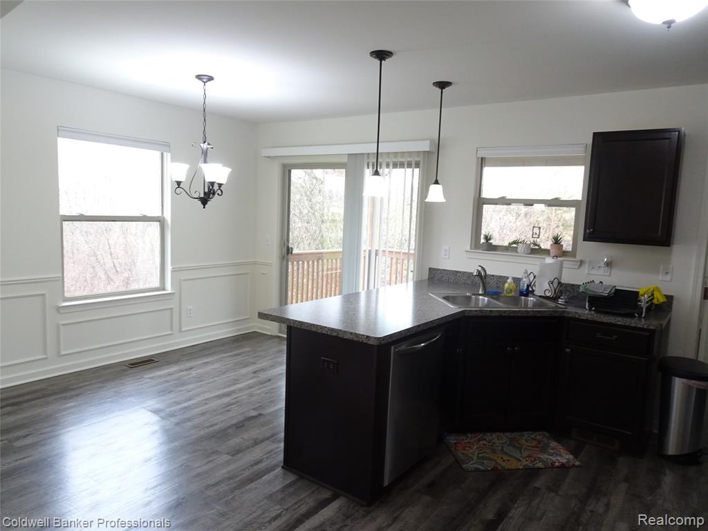 5399 Swan Drive, Burton, MI 48509 — Photo 7